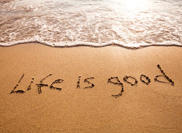 Beach Positive Thinking, Proof of a Lifestyle That Slows Aging