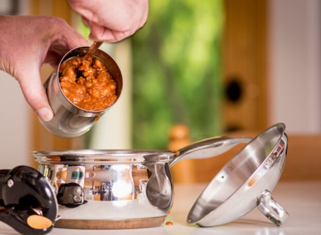canned chili