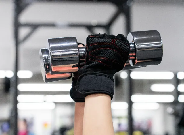 close grip dumbbell press