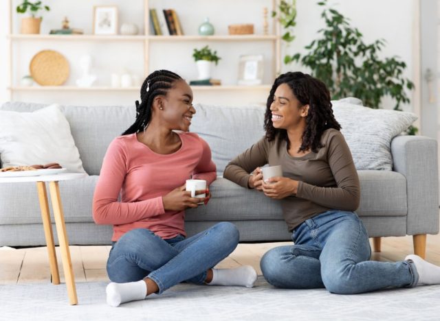 friends drinking coffee