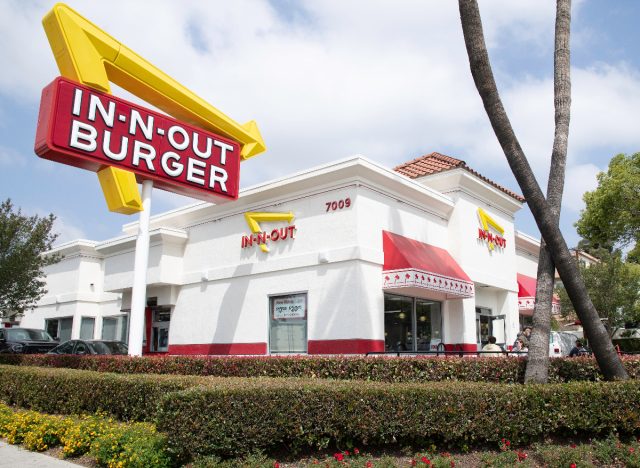 Exterior of In-N-Out Burger