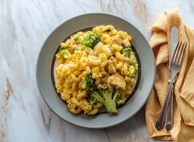 mac and cheese with broccoli