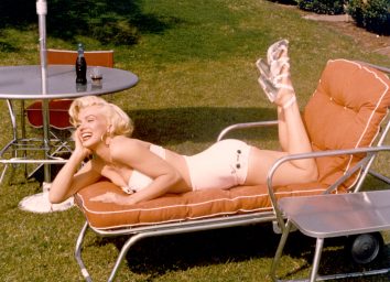 Marilyn Monroe in bathing suit