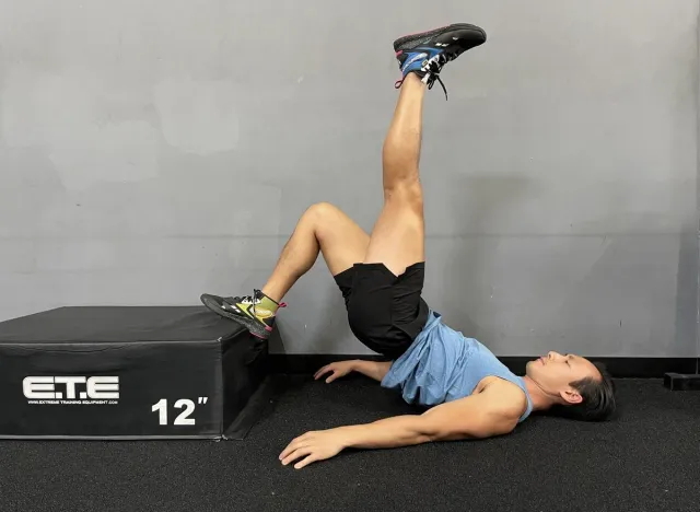 single-foot elevated glute bridge