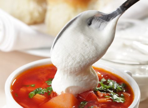 4 Surprising Effects of Eating Sour Cream