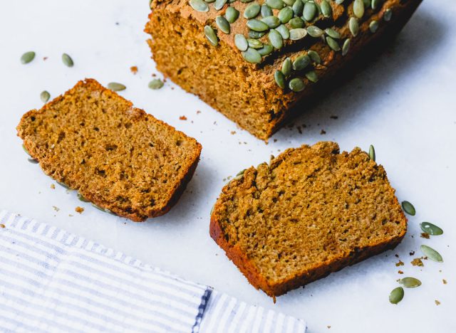 slicing up a starbucks copycat pumpkin loaf