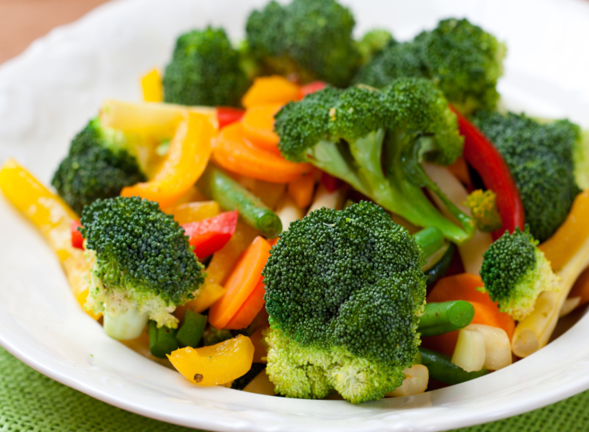 stir fried broccoli, peppers, and carrots
