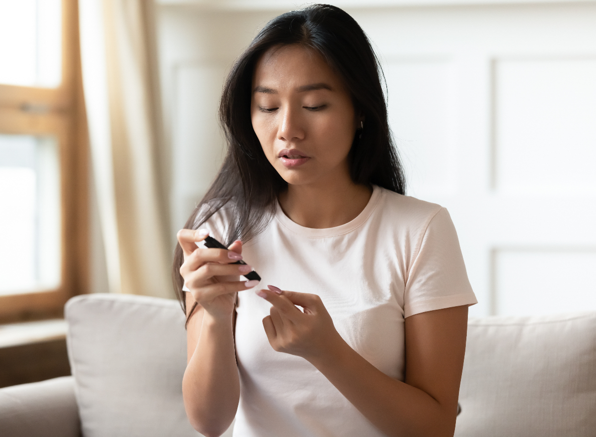 woman dealing with diabetes