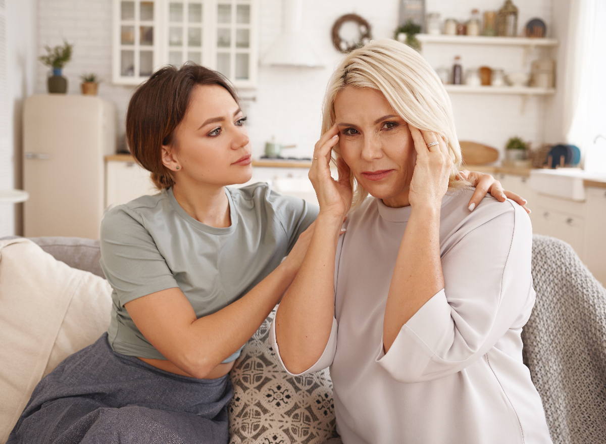 mother, daughter demonstrating how to recognize the signs of a stroke in a loved one