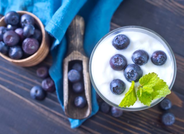 yogurt with blueberries and mint