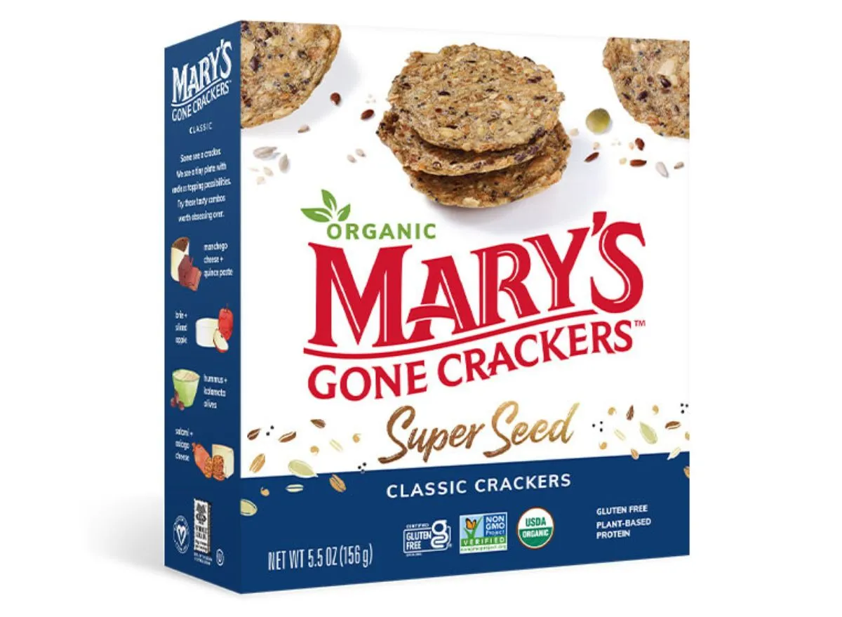 4 best gluten free crackers to buy say dietitians