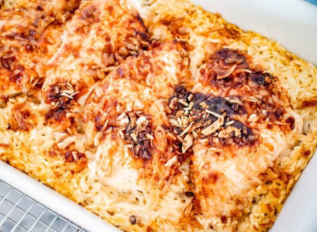 Casserole de poulet et de riz sans coup d'oeil