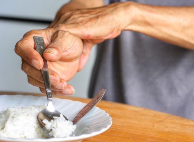 parkinsons disease eating habit