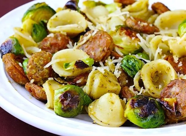 pesto pasta with chicken sausage and roasted brussels sprouts