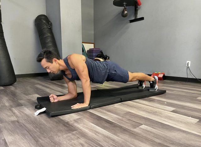 plank to pushup exercises for bingo wings