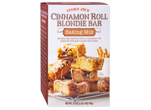 trader joe's cinnamon roll blondie bar baking mix