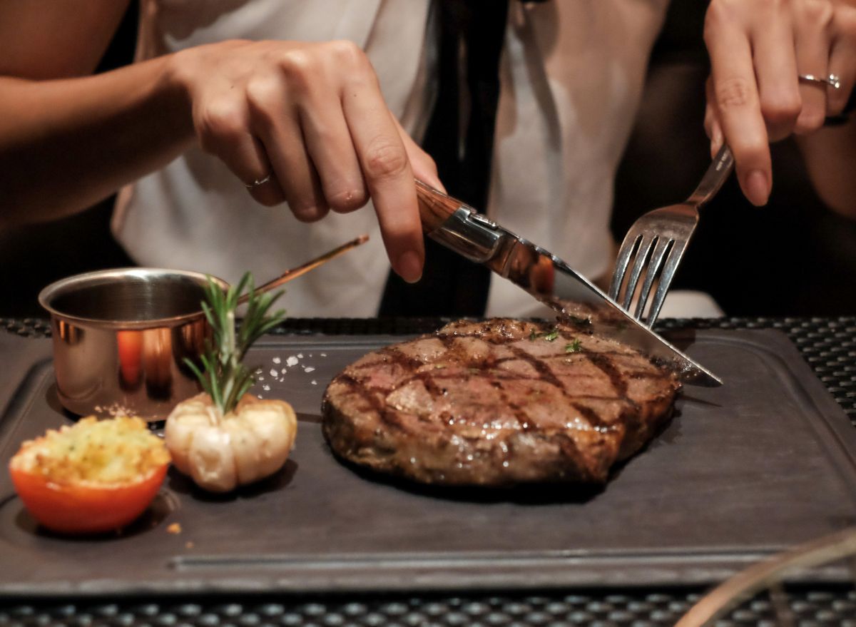 How To Order the Best Steak at a Restaurant, According to Chefs