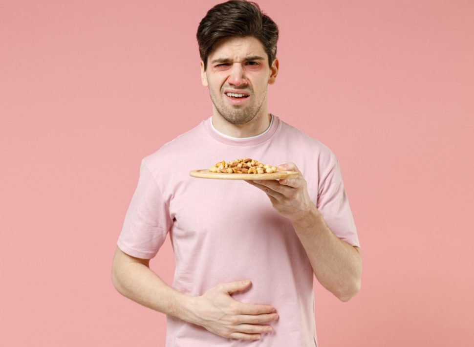 Signs You’re Allergic to What You Just Ate — Eat This Not That