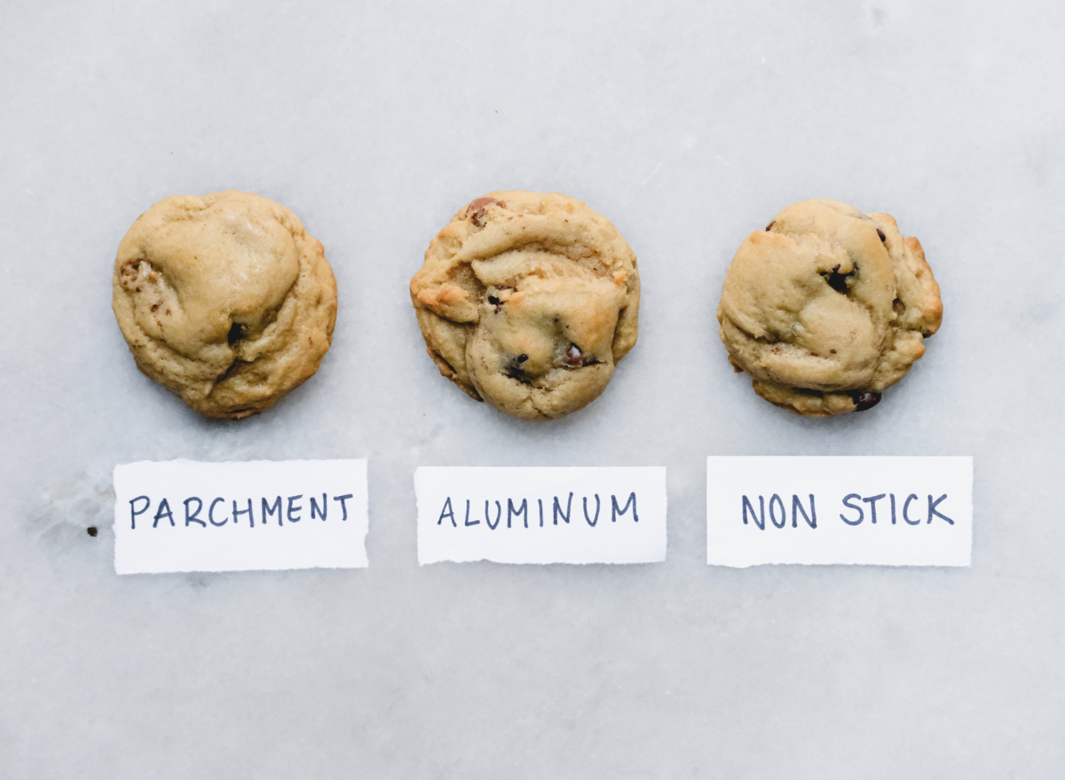 Will Parchment Paper, Foil, or Non-Stick Spray Bake the Best Cookies? I  Found Out — Eat This Not That