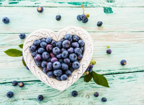 6 Flat-Belly Foods You Should Be Eating After 40