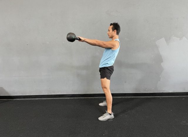 kettlebell swing