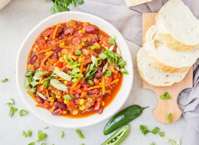 low-calorie almost fat-free vegetable chili