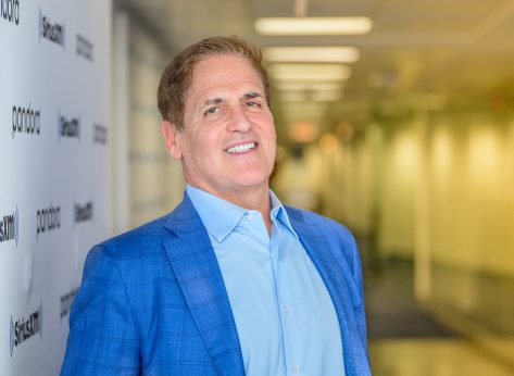 Mark Cuban, 64, Lives by These Fit, Healthy Habits