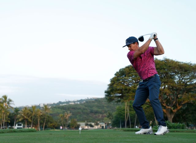 Mark Wahlberg golfing