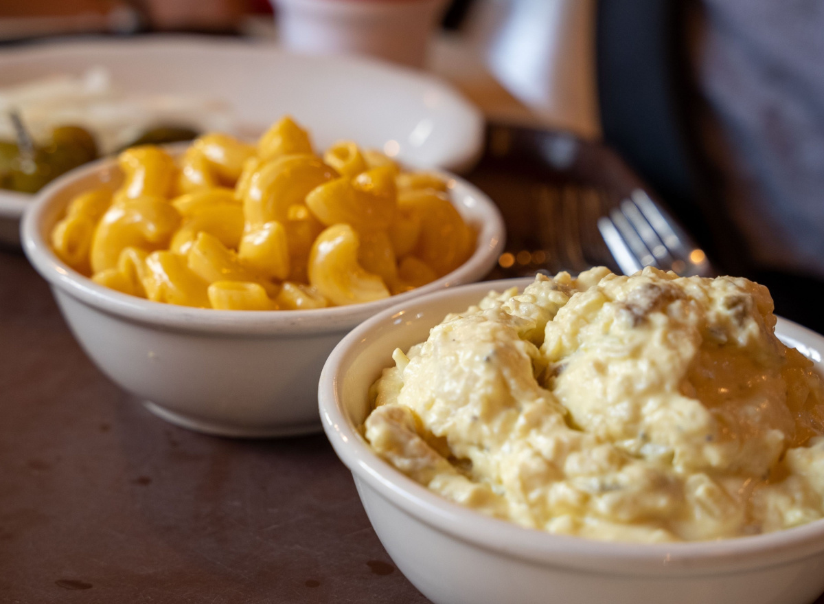 mashed potatoes and mac and cheese