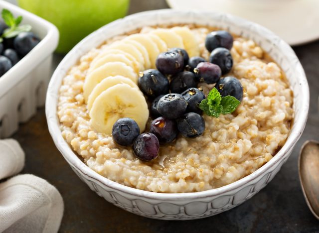 steel cut oats with blueberries