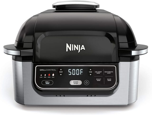 https://www.eatthis.com/wp-content/uploads/sites/4/2022/11/Ninja-Foodi-indoor-grill.jpg?quality=82&strip=all&w=640