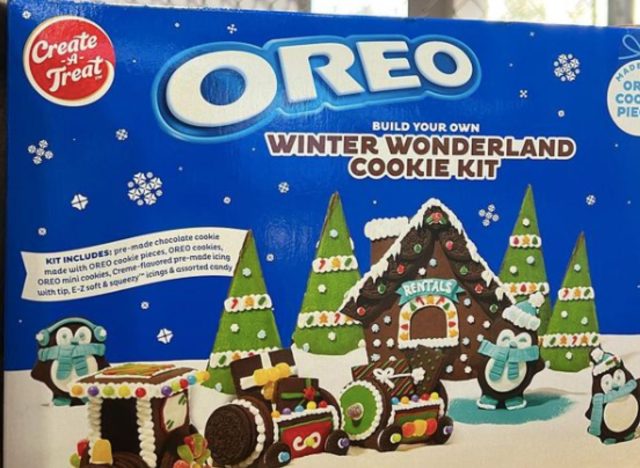 Oreo Winter Wonderland Cookie Kit