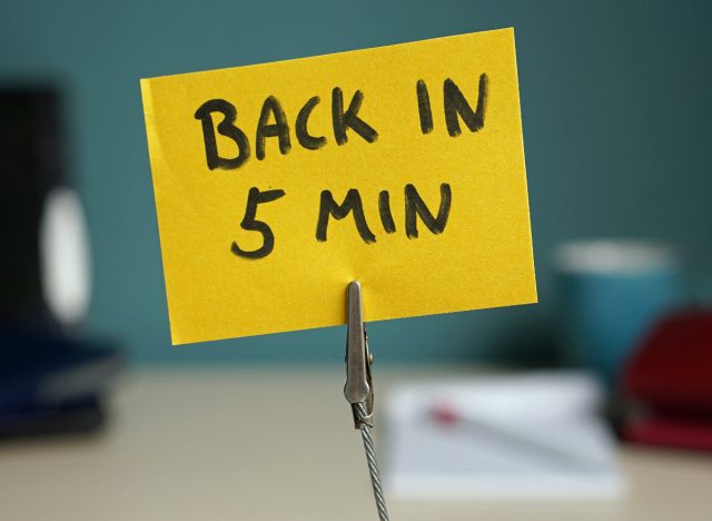 back in five minutes memo