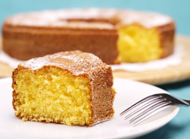 cake with powdered sugar