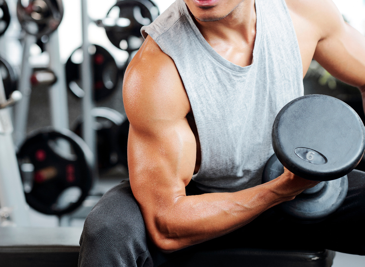 4 Exercises For Sleeve Busting Biceps