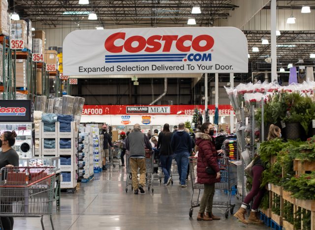 costco holiday shopping