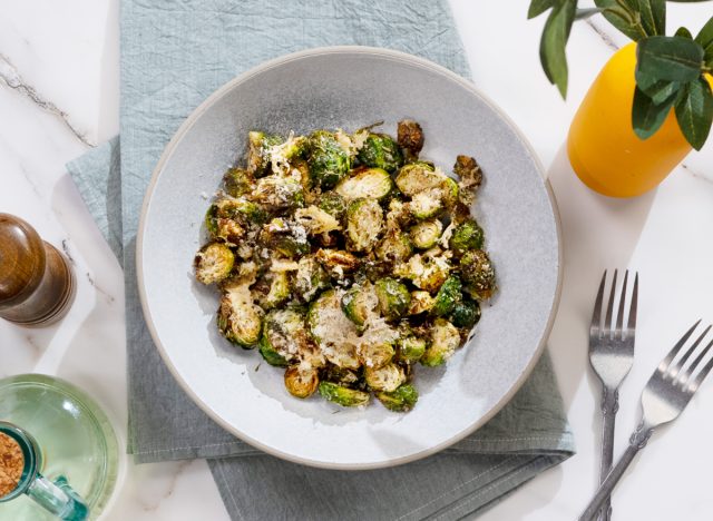 crispy parmesan air fryer brussels sprouts