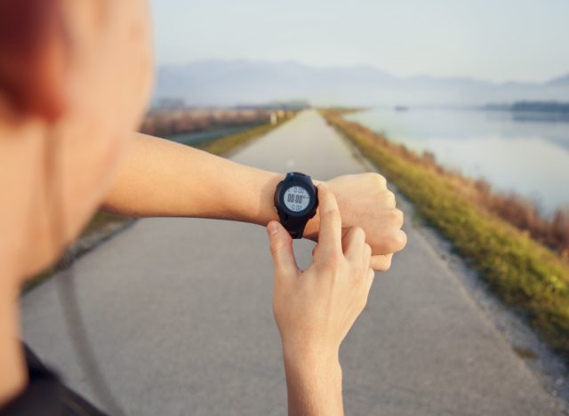 starting heart rate monitor before jogging