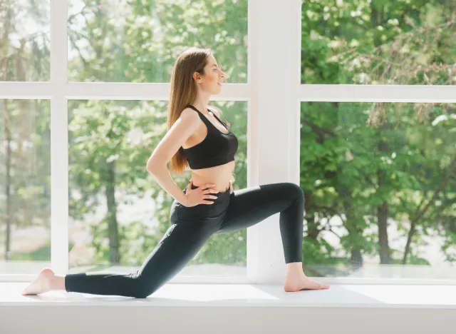 hip flexor stretch, best stretches for walkers