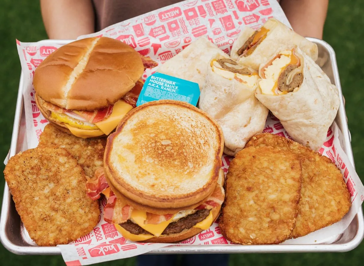 How Long Does Jack in the Box Serve Breakfast: Quick Guide!