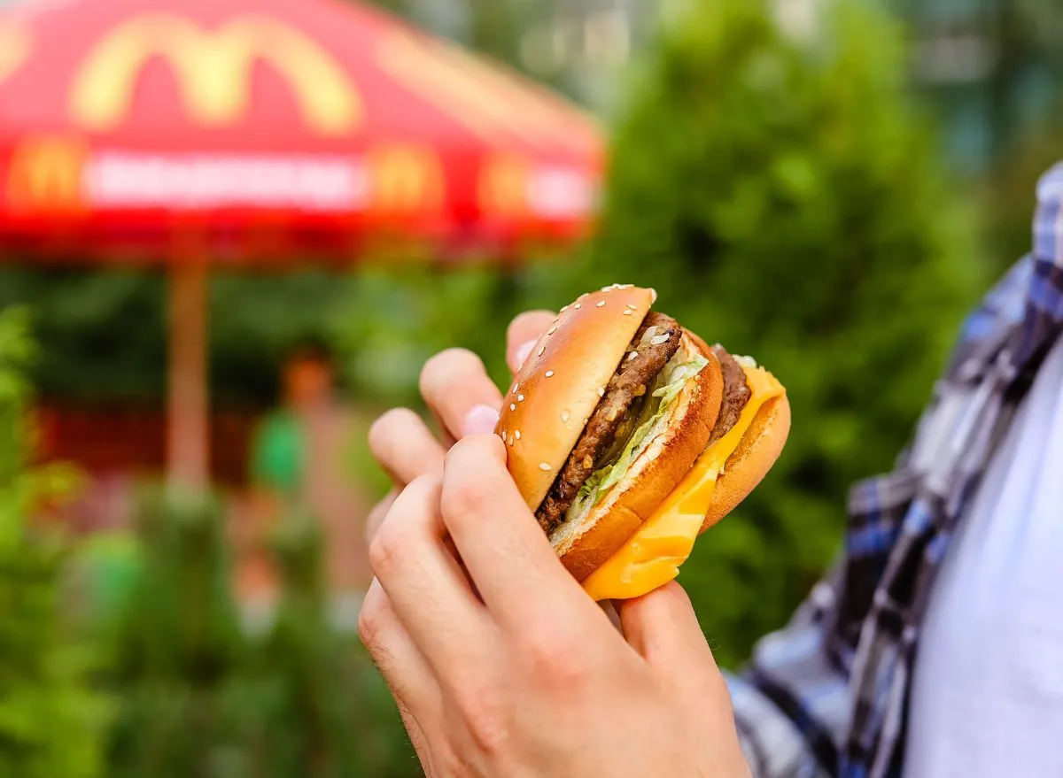 Review: McDonald's - Cheeseburger  Brand Eating. Your Daily Fast