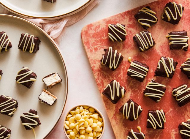 white chocolate cheesecake bonbons