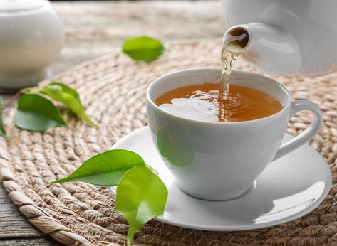 Resveratrol and Tea Compounds May Reduce Alzheimer’s Risk