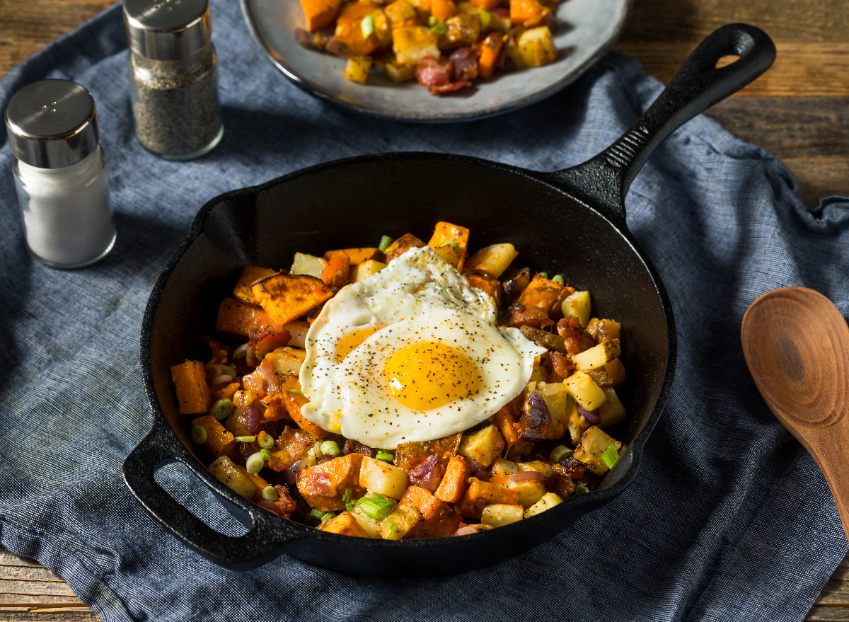 protein-packed breakfast hash, high-protein recipes for belly fat loss