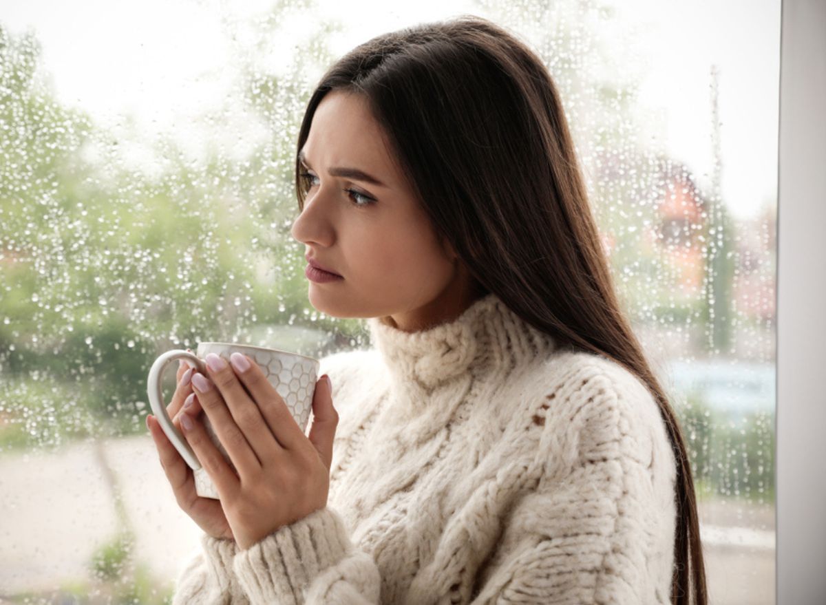 5 Best Eating Habits To Combat Seasonal Depression