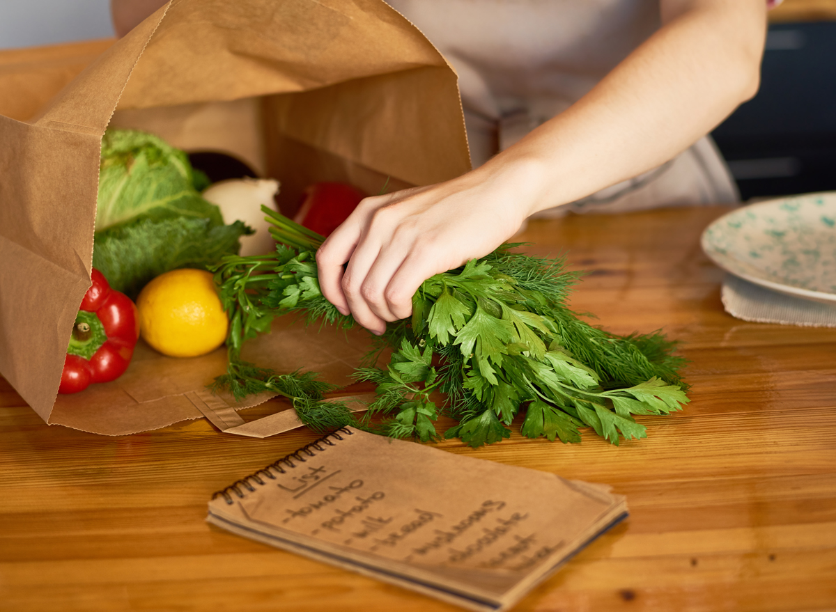 unload kitchen groceries counter