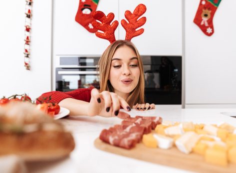 6 Ways To Indulge and Avoid Holiday Weight Gain