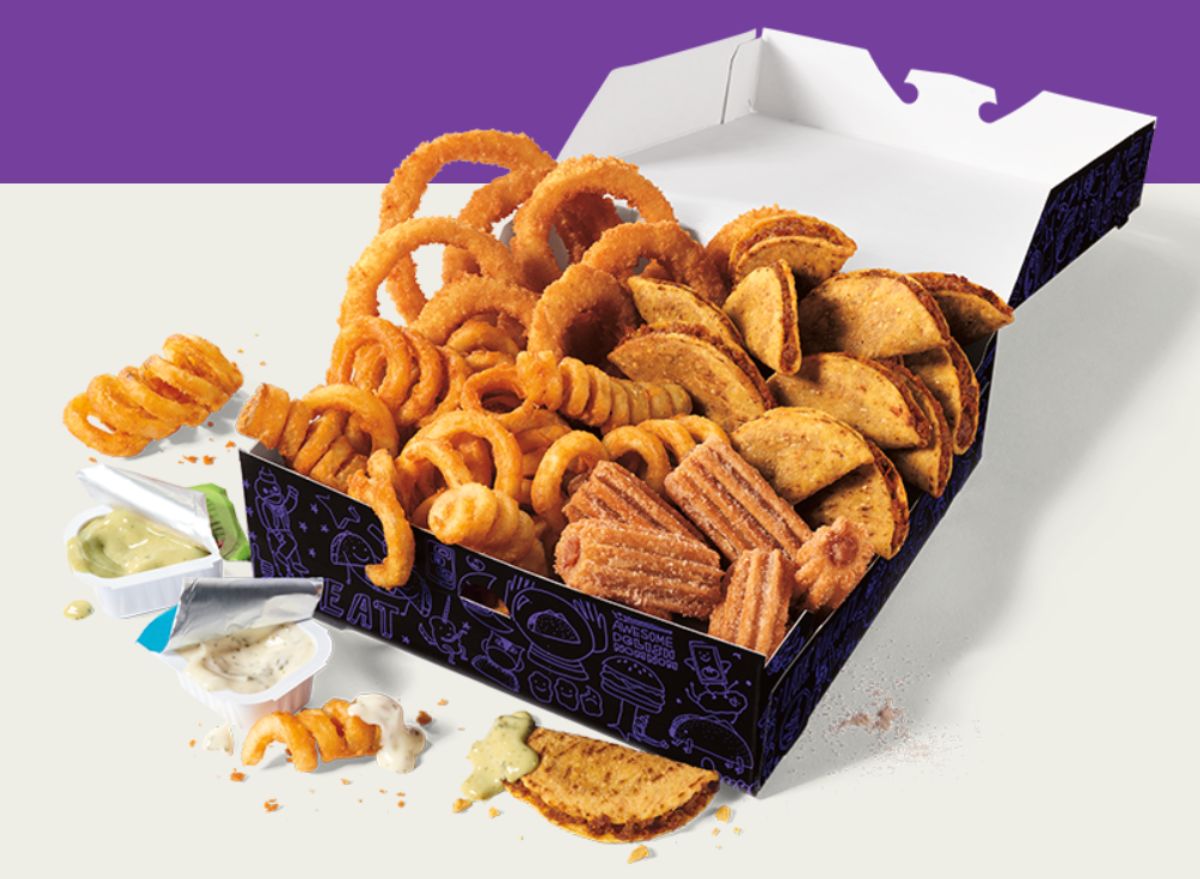 8 OvertheTop Items at FastFood Restaurants to Try Right Now