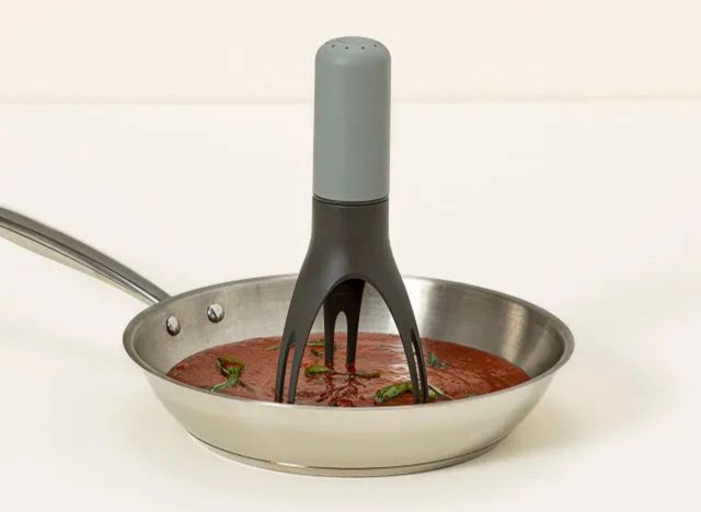 uncommon goods automatic pan stirrer with timer