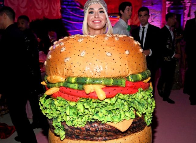 Katy Perry Cheeseburger costume